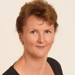 Karin Bayer